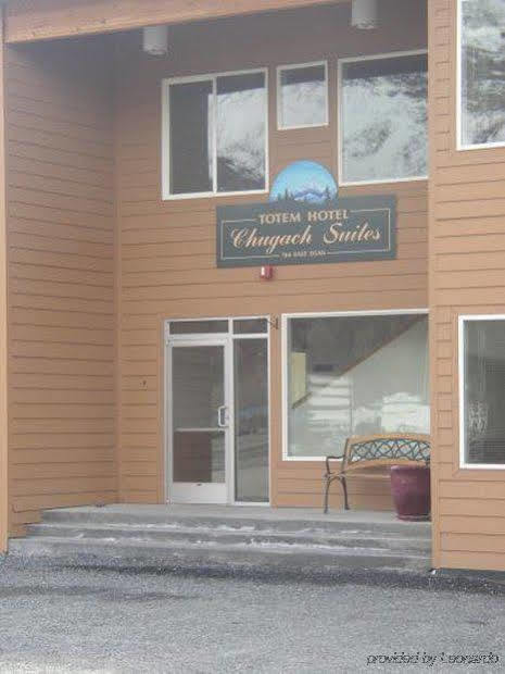 Totem Hotel And Suites Valdez Quarto foto